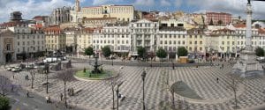 Vista de la Praça do Rossio en Lisboa