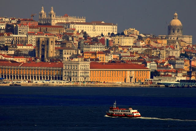 Consejos para conducir un coche alquilado en Lisboa y Portugal 