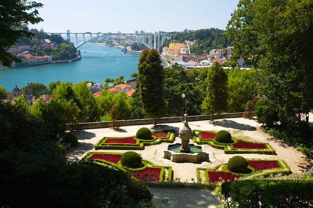 Jardines del Palacio de Cristal en Oporto