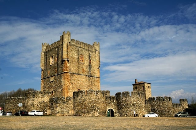 Castelo de Braganza (Castillo de Braganza)