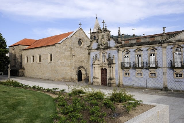 Convento e Iglesia de São Francisco en Guimarães