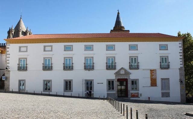 Museo de Évora en Évora