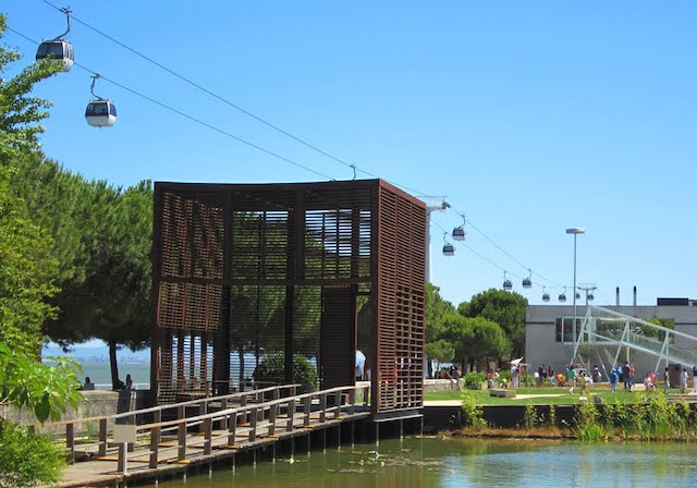 Jardines del Parque das Nações en Lisboa