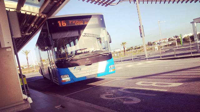 Autobuses del aeropuerto de Faro al centro 