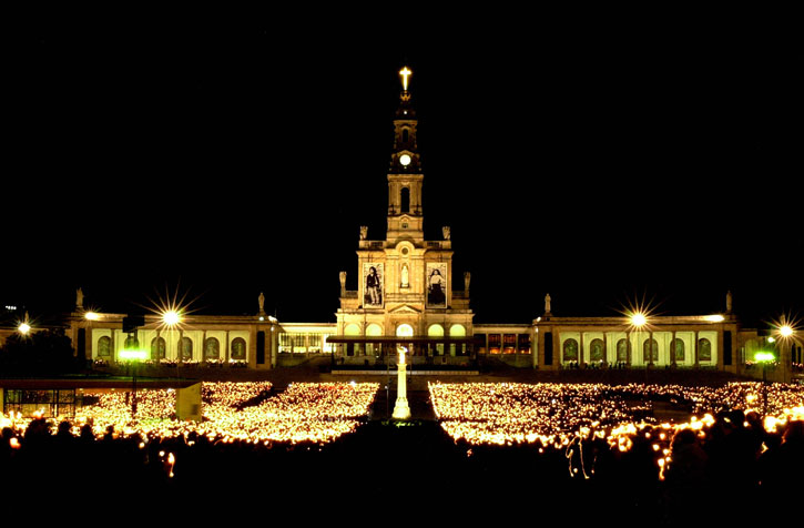 Santuario de Fátima de noche