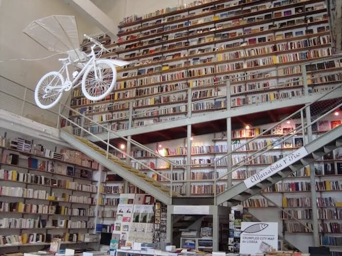 Librería Ler Devagar en Lx Factory en Lisboa